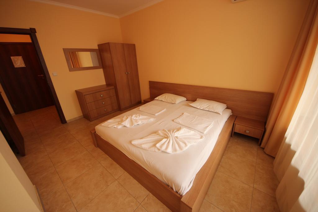 Menada Sea Regal Apartments Сонячний Берег Номер фото