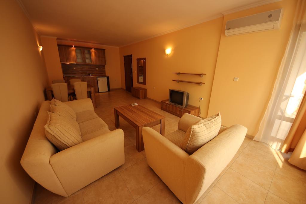 Menada Sea Regal Apartments Сонячний Берег Номер фото