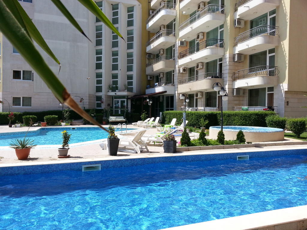 Menada Sea Regal Apartments Сонячний Берег Екстер'єр фото
