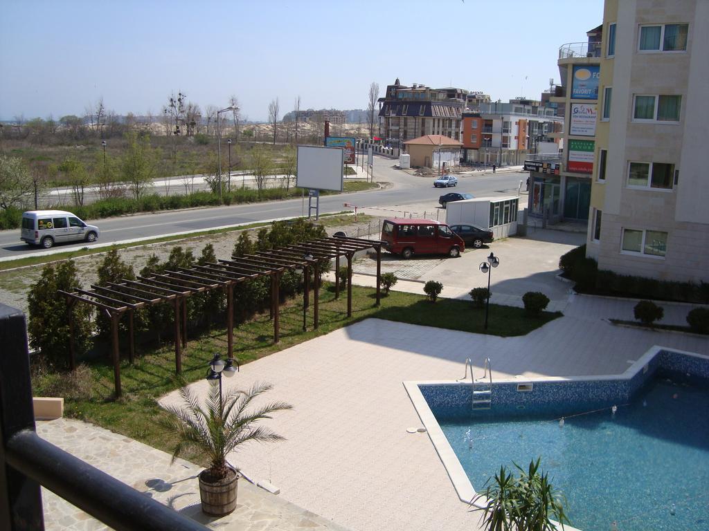 Menada Sea Regal Apartments Сонячний Берег Екстер'єр фото
